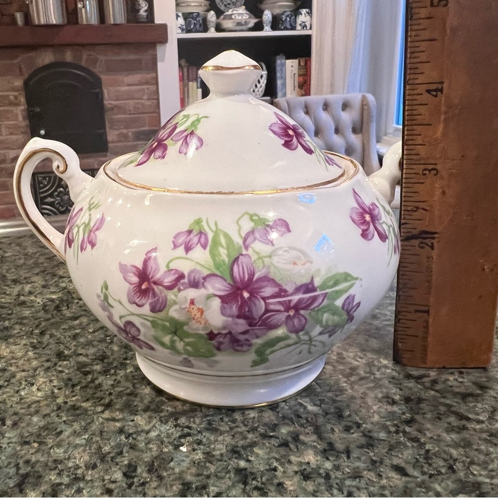 TUSCAN Vintage Violets Covered Sugar Bowl - Picture 11 of 14